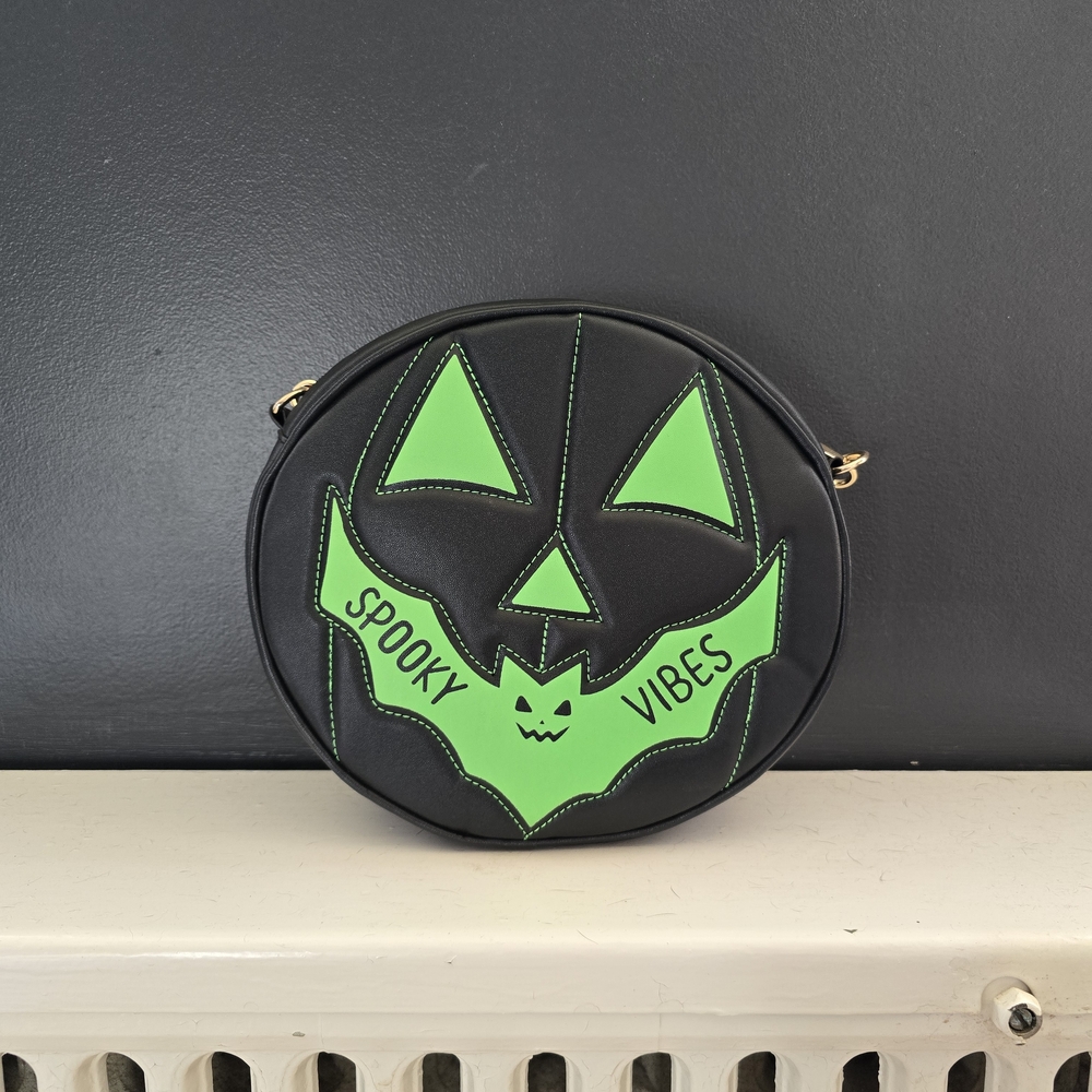 Black and Green Pumpkin Crossbody